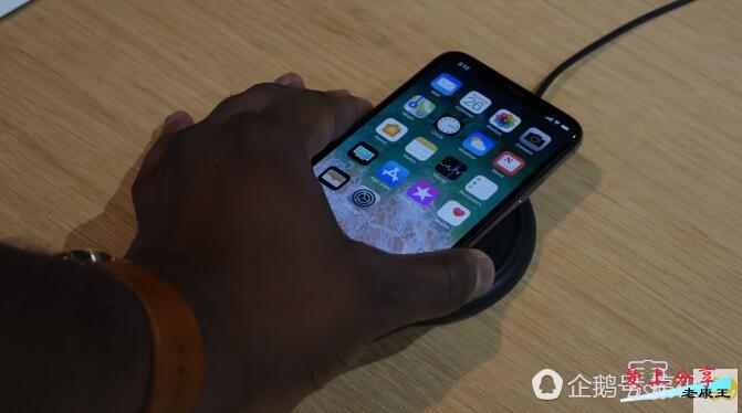 苹果的营销套路？网上惊现大量iPhone X试玩感受