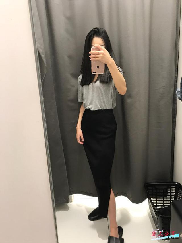 在试衣间拍的几款秋装优衣库，确实好看